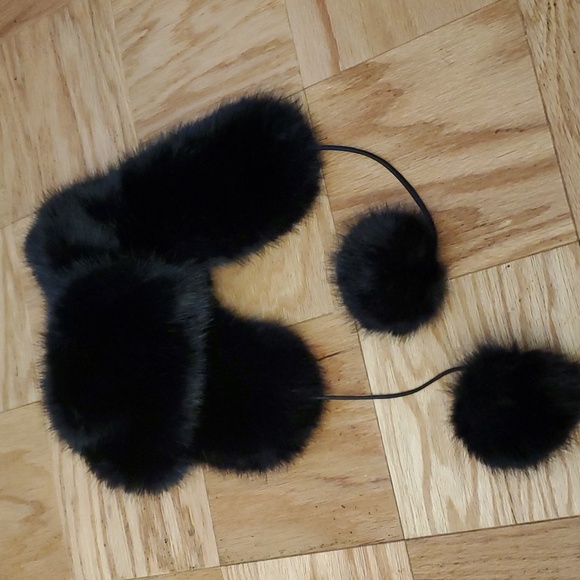 H&M Faux Fur Trapper Hat (unisex) - Picture 8 of 9